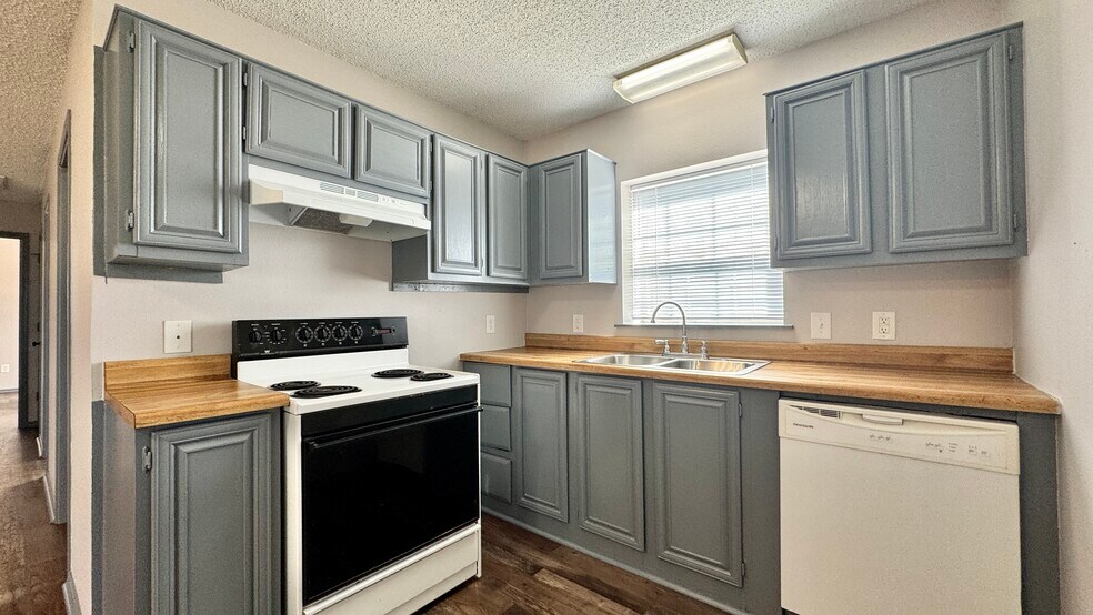 More Photos Of 36908 State Highway 64, Wills Point Multifamily For Sale