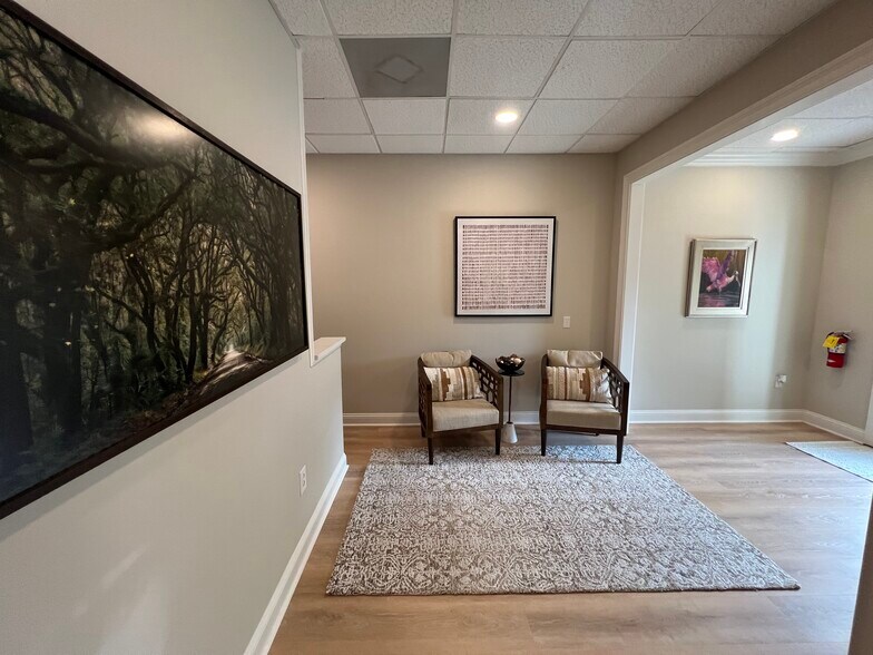 More Photos Of 29 Plantation Park Dr, Bluffton Medical For Sale