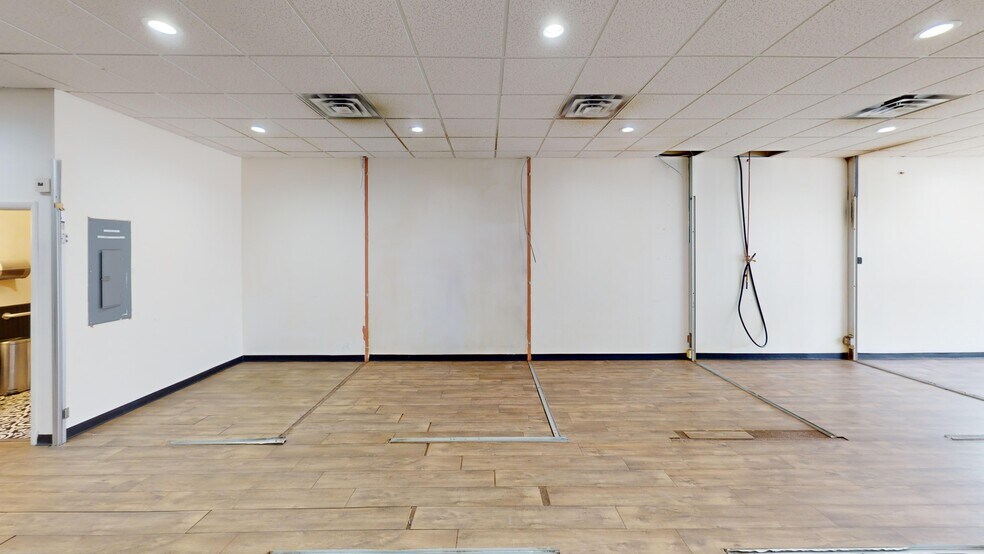 More Photos Of 1622 Route 9, Wappingers Falls Storefront Retail Office For Sale