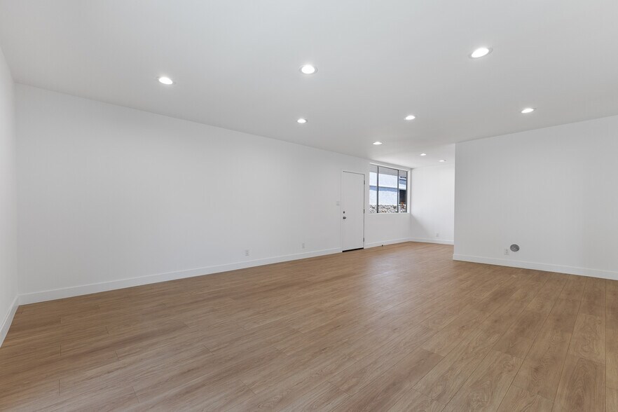 More Photos Of 623 Orange Grove Ave, Glendale Apartments For Sale