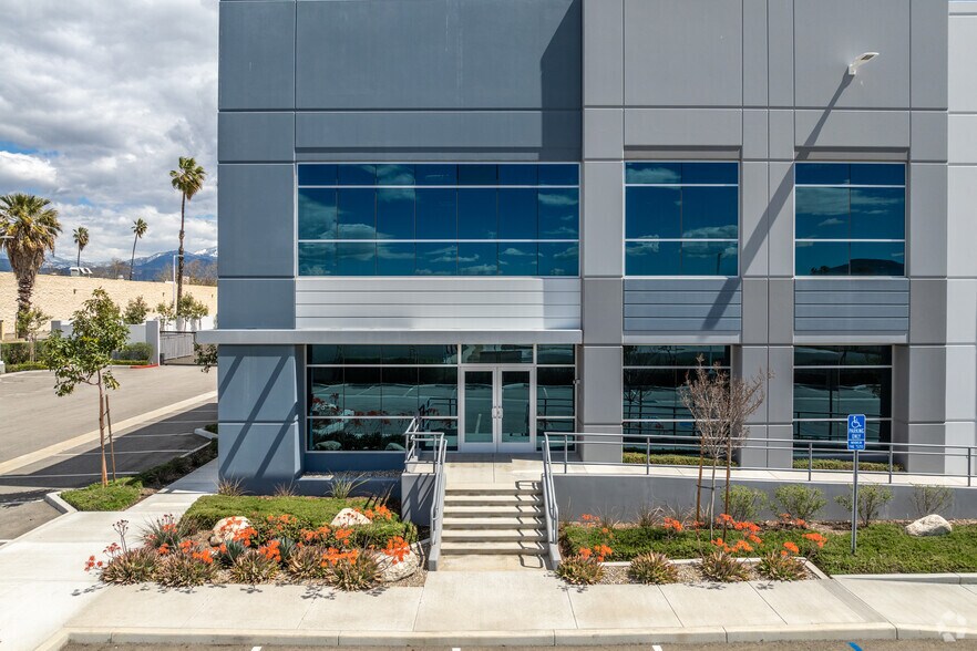 More Photos Of 509 Alabama St, Redlands Distribution For Sale