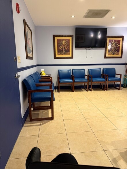 More Photos Of 11801 SW 90th St, Miami Medical For Sale