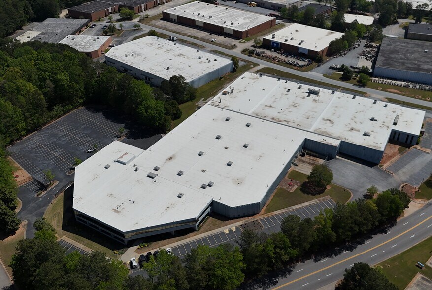 Primary Photo Of 5224 Snapfinger Woods Dr, Decatur Manufacturing For Lease