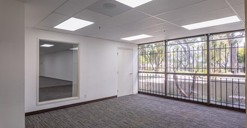 More Photos Of 16205 Distribution Way, Cerritos Manufacturing For Sale
