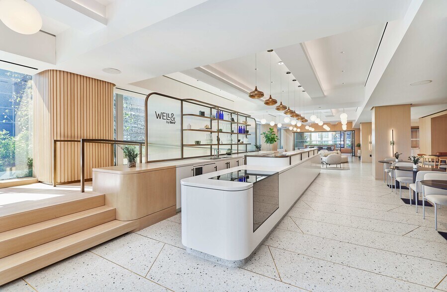 More Photos Of 825 Third Ave, New York Office For Lease