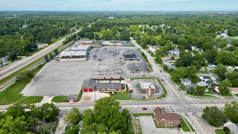 More Photos Of 1355-1505 W King St, Decatur General Retail For Lease