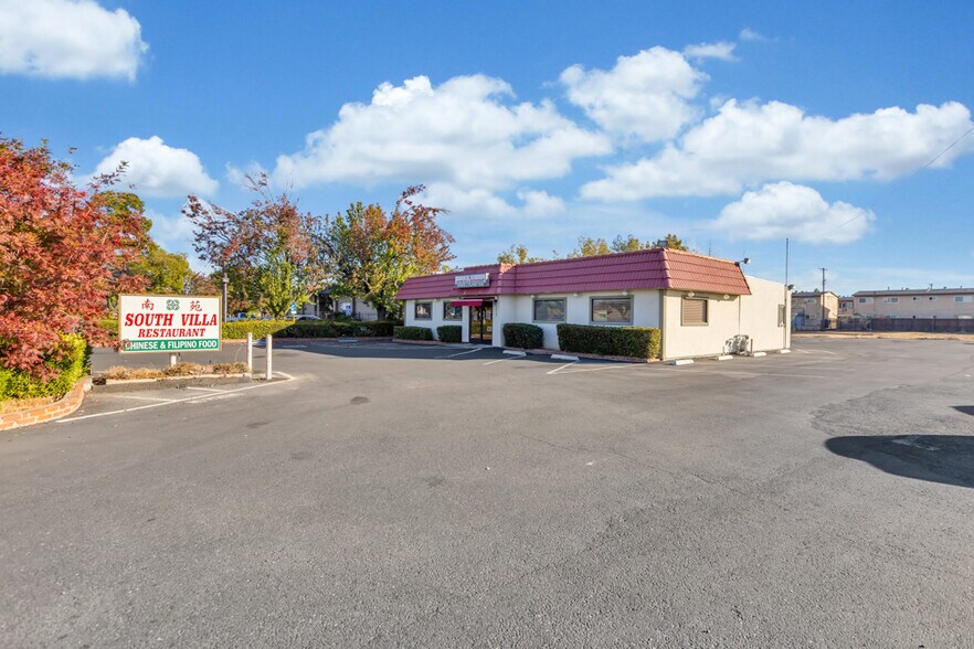 More Photos Of 7223 55th St, Sacramento Restaurant For Sale