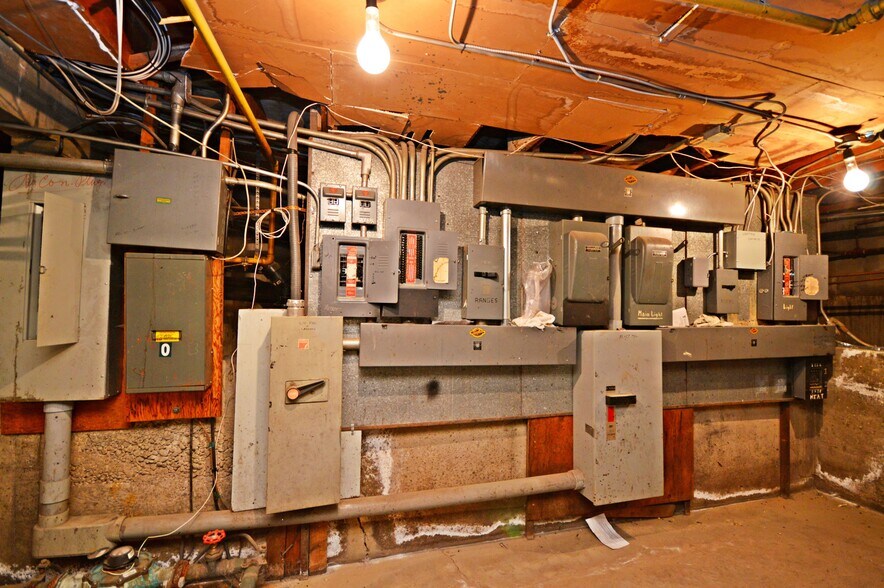 More Photos Of 45 Service Rd N, Moose Jaw Hotel For Sale