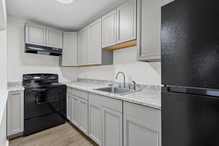 More Photos Of 601 Village Green Dr, Mobile Apartments For Sale