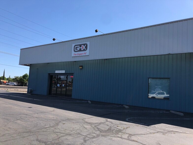 Primary Photo Of 2600 S Yosemite Blvd, Modesto Warehouse For Lease