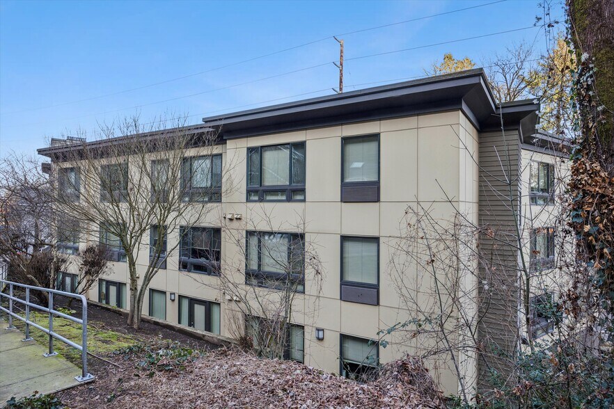 More Photos Of 2926 SW 4th Ave, Portland Apartments For Sale