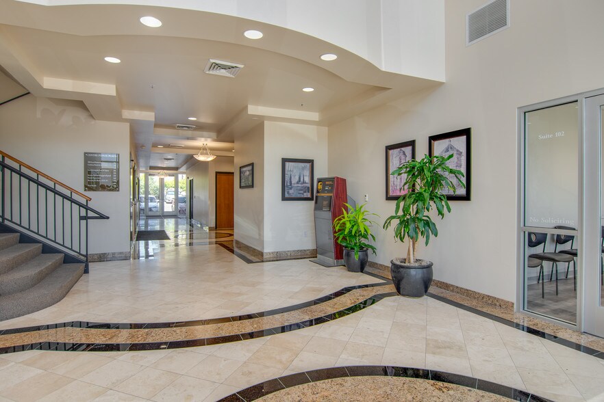 More Photos Of 6575 S Redwood Rd, Taylorsville Office For Lease