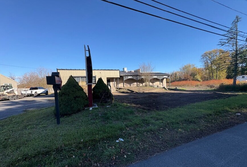 More Photos Of 9334 Brewerton Rd, Brewerton Restaurant For Sale