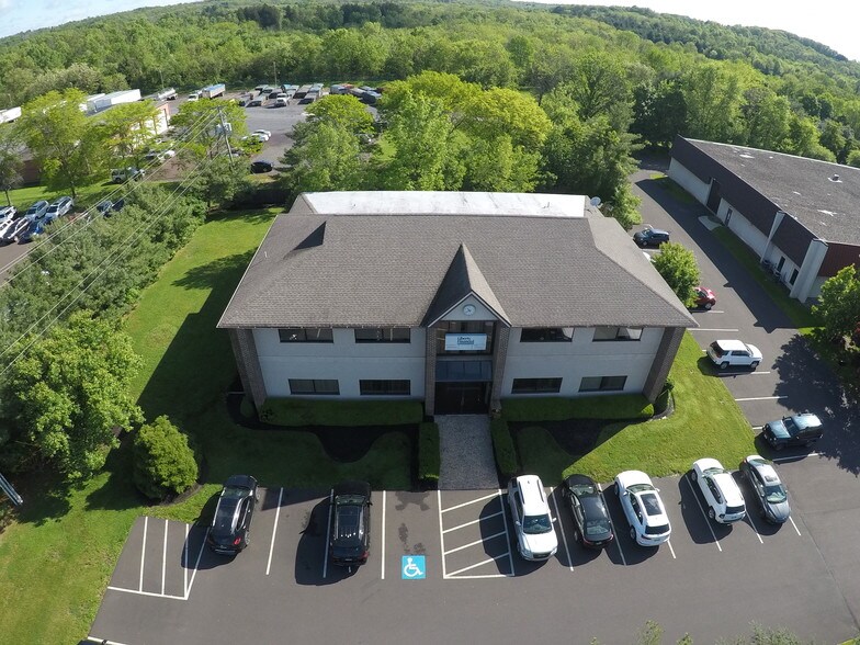 More Photos Of 7 Church Rd, Hatfield Office For Sale