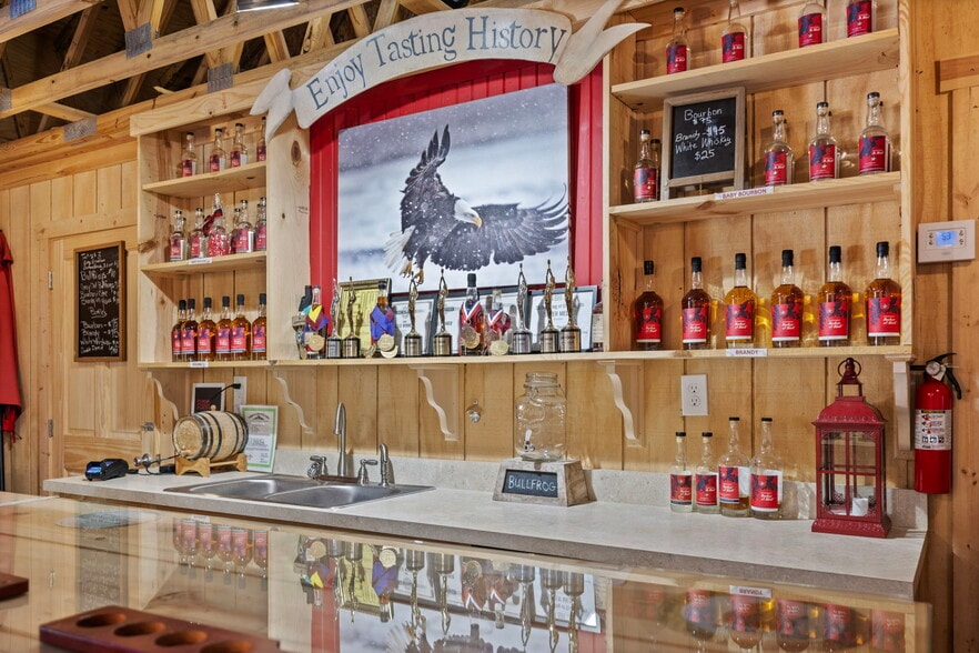 More Photos Of 4465 W Augusta Chatham Rd, Augusta Winery Vineyard For Sale