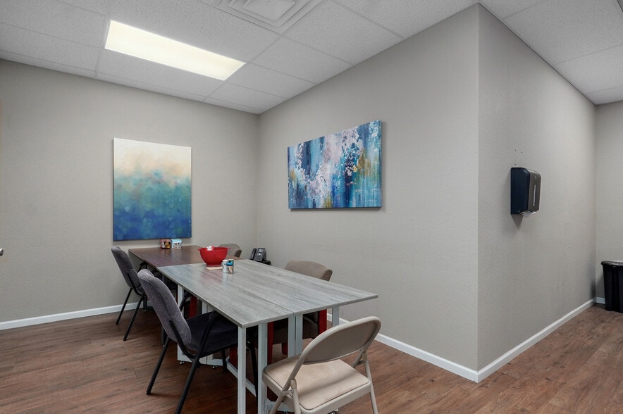 More Photos Of 4736 S 131st Rd, Bolivar Warehouse For Sale