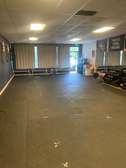 More Photos Of 8455-8471 W Oakland Park Blvd, Sunrise Office For Lease