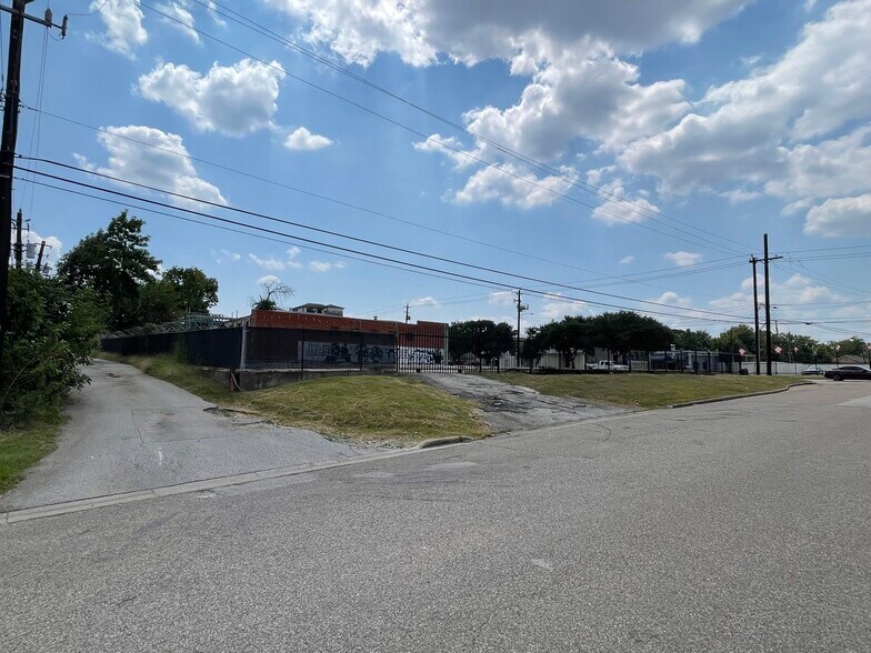 More Photos Of 507 Broadway St, Houston Land For Sale