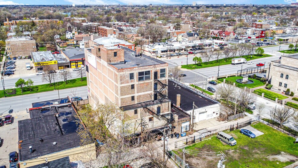 More Photos Of 7411 S Stony Island Ave, Chicago Warehouse For Sale