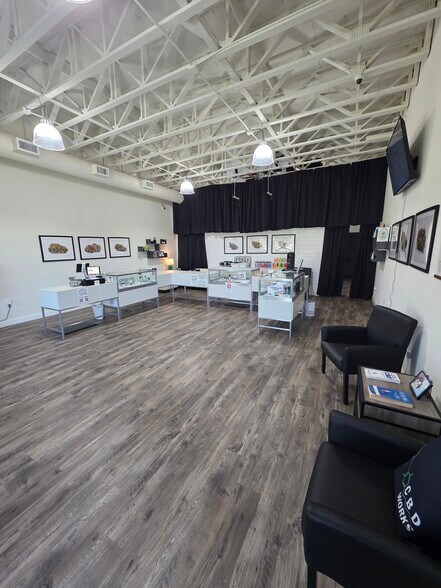 More Photos Of 2851 N Main St, Belton Unknown For Lease