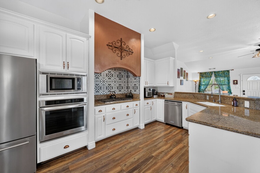More Photos Of 219 Persifer St, Folsom Specialty For Sale