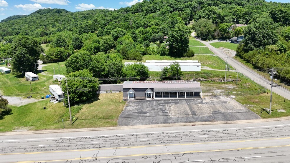 Primary Photo Of 10894 Nashville Hwy, Liberty Freestanding For Sale