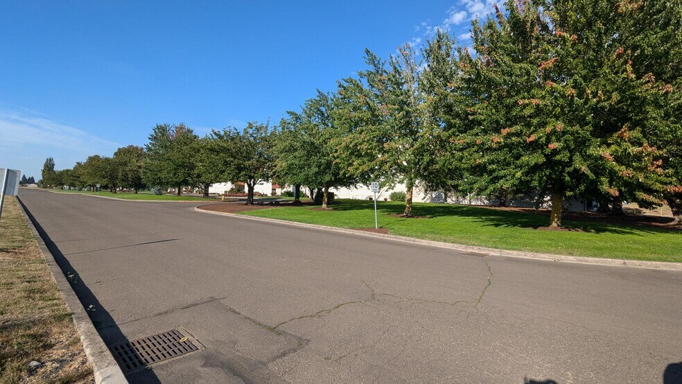 More Photos Of 585 Airport Rd, Independence Land For Sale