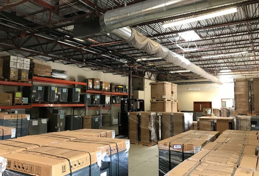 More Photos Of 4515 E 19th St, Bradenton Light Manufacturing For Lease