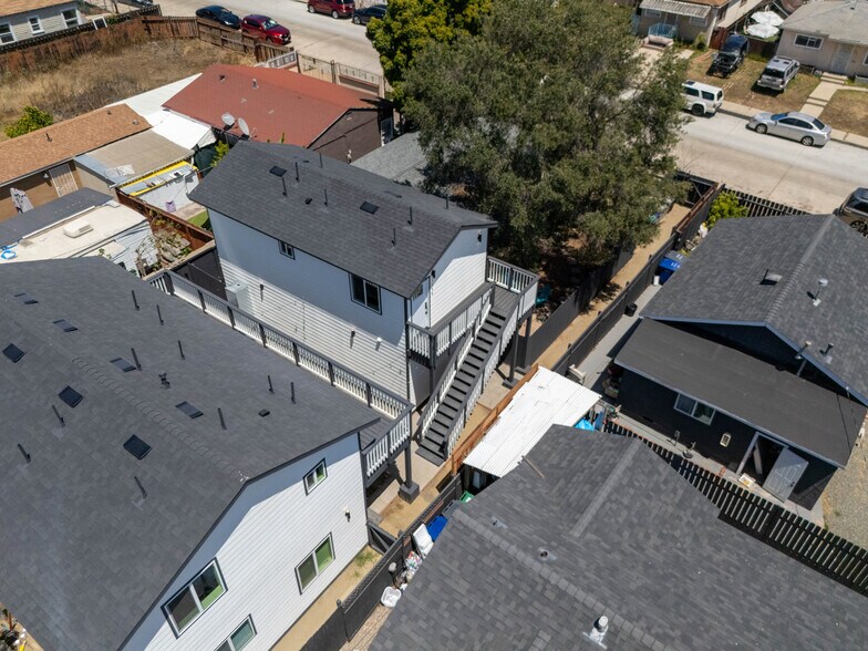 More Photos Of 3546-3552 47th St, San Diego Apartments For Sale