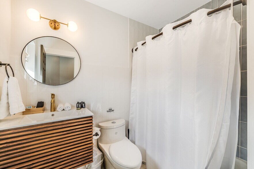 More Photos Of 4102 Soco Rd, Maggie Valley Hotel For Sale