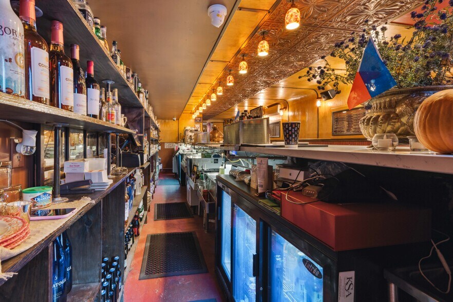 More Photos Of 90 W Houston St, New York Apartments For Lease