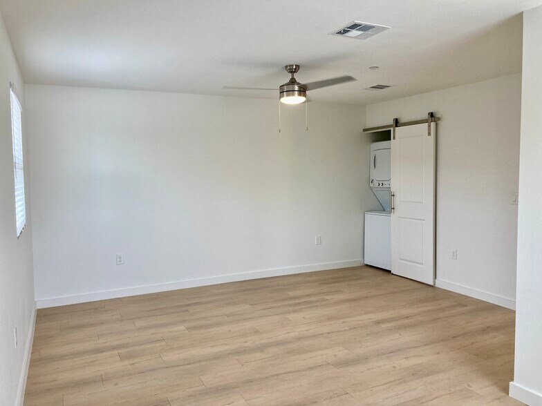 More Photos Of 1915 E Martin Luther King Jr Blvd, Austin Apartments For Sale