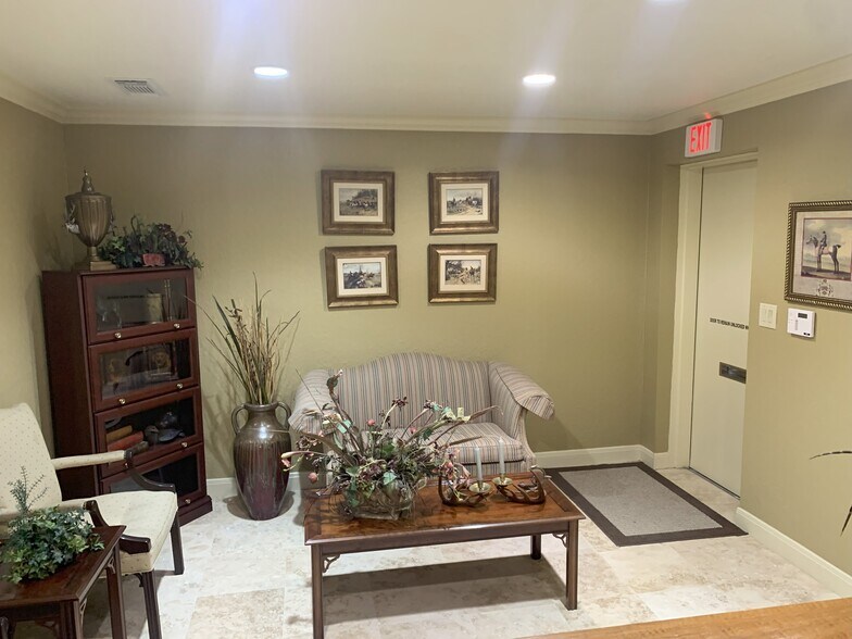 More Photos Of 132 Magic Oaks Ct, Spring Unknown For Lease