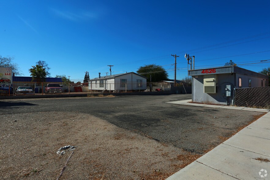 More Photos Of 4626 S 6th Ave, Tucson Auto Dealership For Sale
