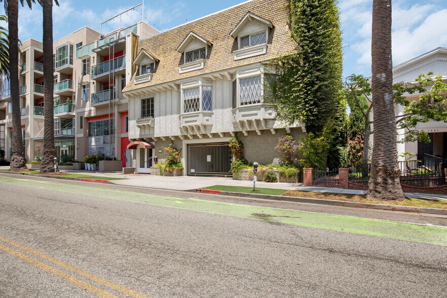 More Photos Of 1321 7th St, Santa Monica Office For Sale