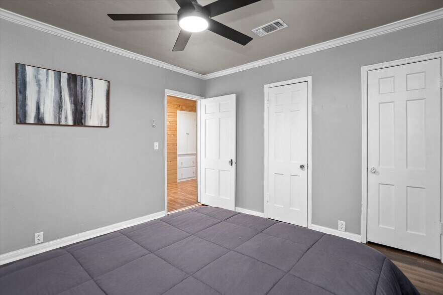 More Photos Of 2508 US-69, Lufkin Lodge Meeting Hall For Sale