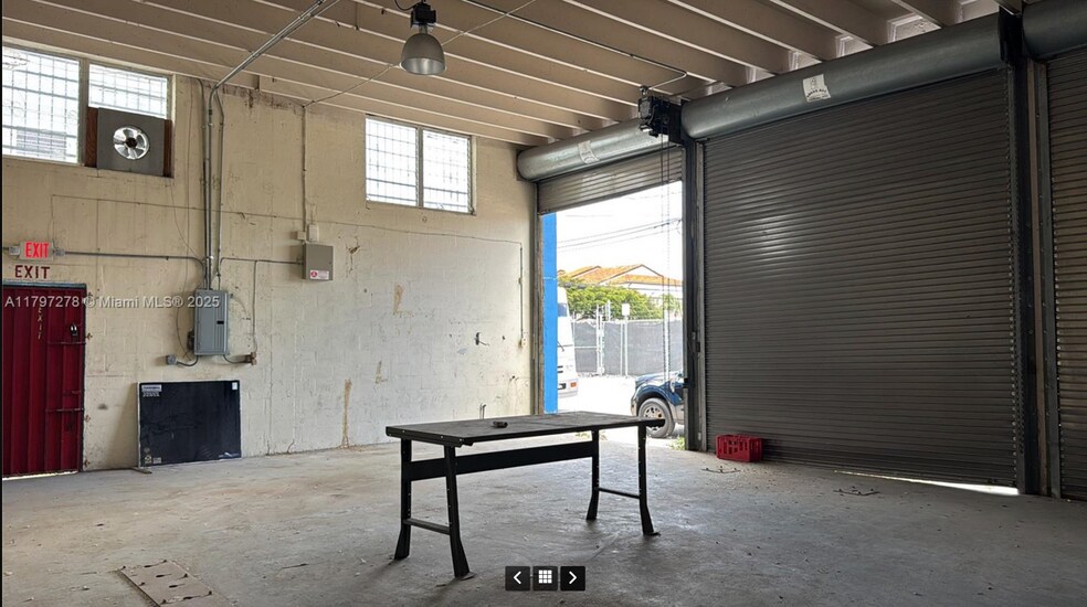 More Photos Of 748 NW 24th St, Miami Warehouse For Sale