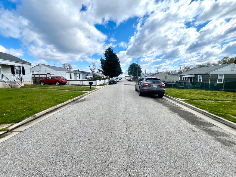 More Photos Of 1723-1727 Earhart Rd, Baltimore Storefront Retail Residential For Sale