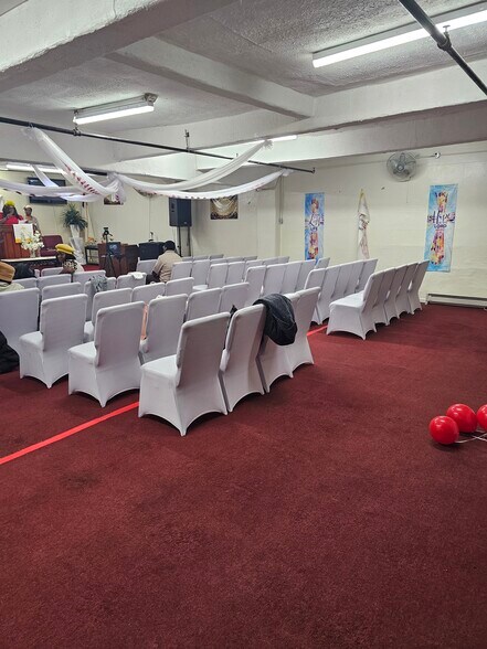 More Photos Of 190-25 Jamaica Ave, Jamaica Storefront Retail Office For Sale