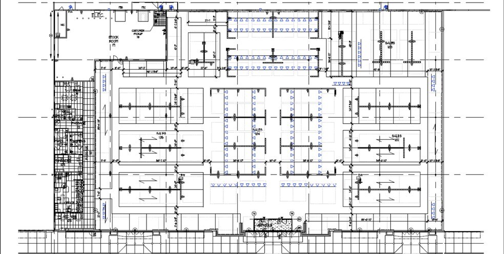 More Photos Of 940-990 NW Plaza Dr, Saint Ann Freestanding For Lease