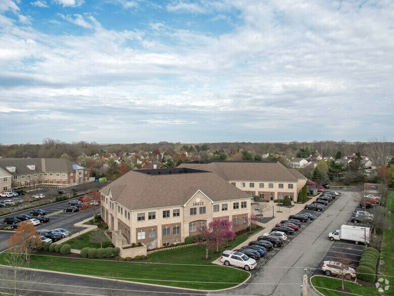 More Photos Of 10412 Allisonville Rd, Fishers Office For Sale