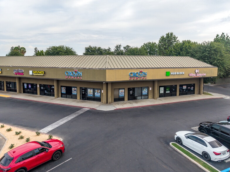 More Photos Of 6300 White Ln, Bakersfield General Retail For Sale