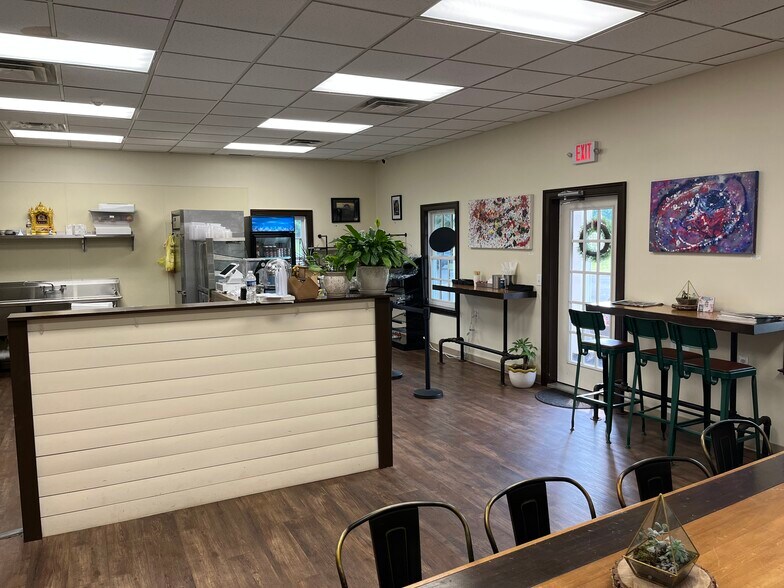 More Photos Of 2728 Augustine Herman Hwy, Chesapeake City Freestanding For Sale