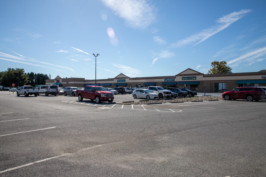 More Photos Of 610-632 Mulberry St, Milton General Retail For Lease