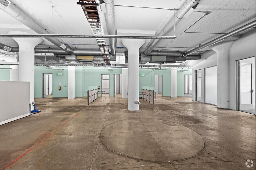 More Photos Of 283 4th St, Oakland Loft Creative Space For Sale