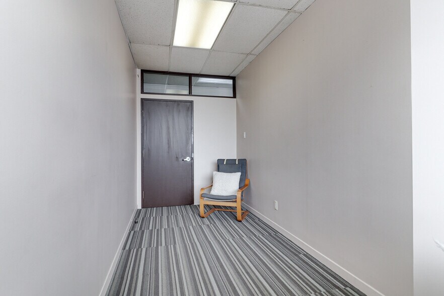 More Photos Of 10021 Av De London, Montréal Industrial For Sale