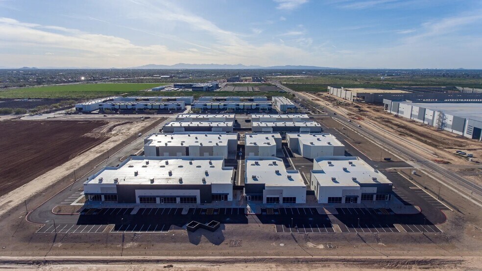 More Photos Of 8029 E Pecos Rd, Mesa Warehouse For Lease