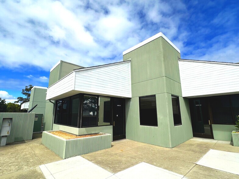 More Photos Of 8 Harris Ct, Monterey Office For Lease