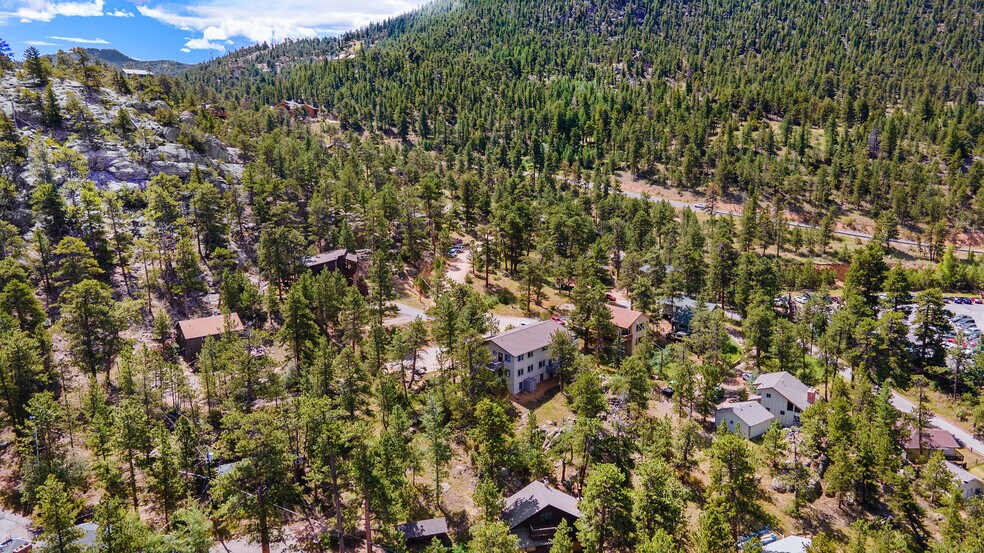More Photos Of 257 Moccasin, Estes Park Apartments For Sale