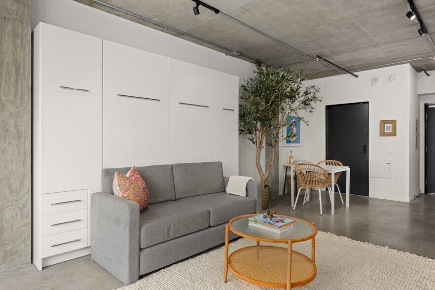 More Photos Of 454 13th St, San Diego Apartments For Sale